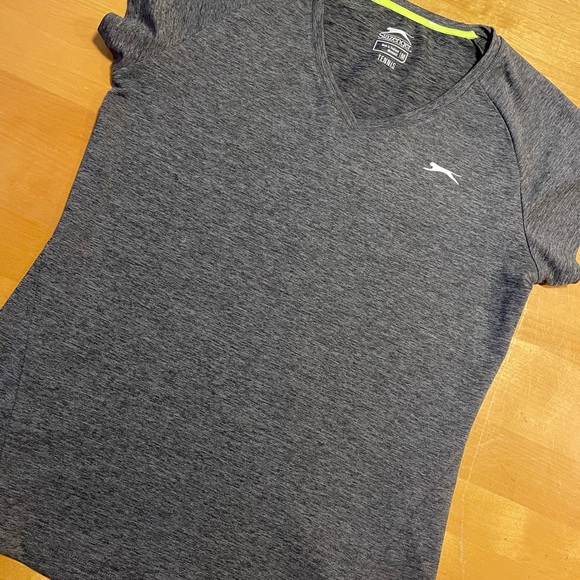Slazenger Short Sleeve Tennis T-Shirt Size Medium - Picture 3 of 7
